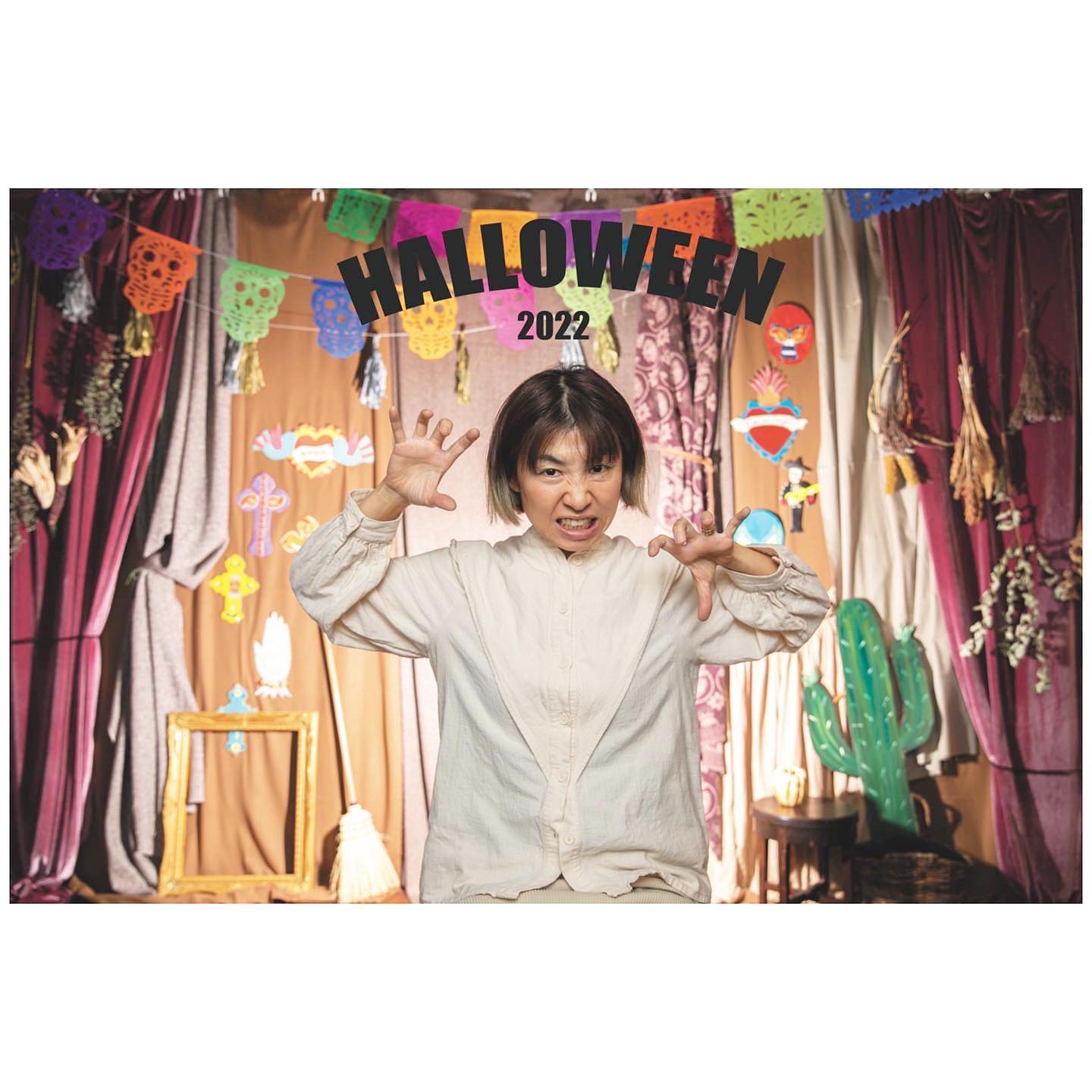 ハロウィン夜バージョンのテスト撮り📸day2_02#ハム松くん#hamuこどもハロウィン2022#遊んでないよ#仕事だよ#とうちゃん、、#晩御飯の用意ありがとう🤗#ハロウィン#ハロウィン2022