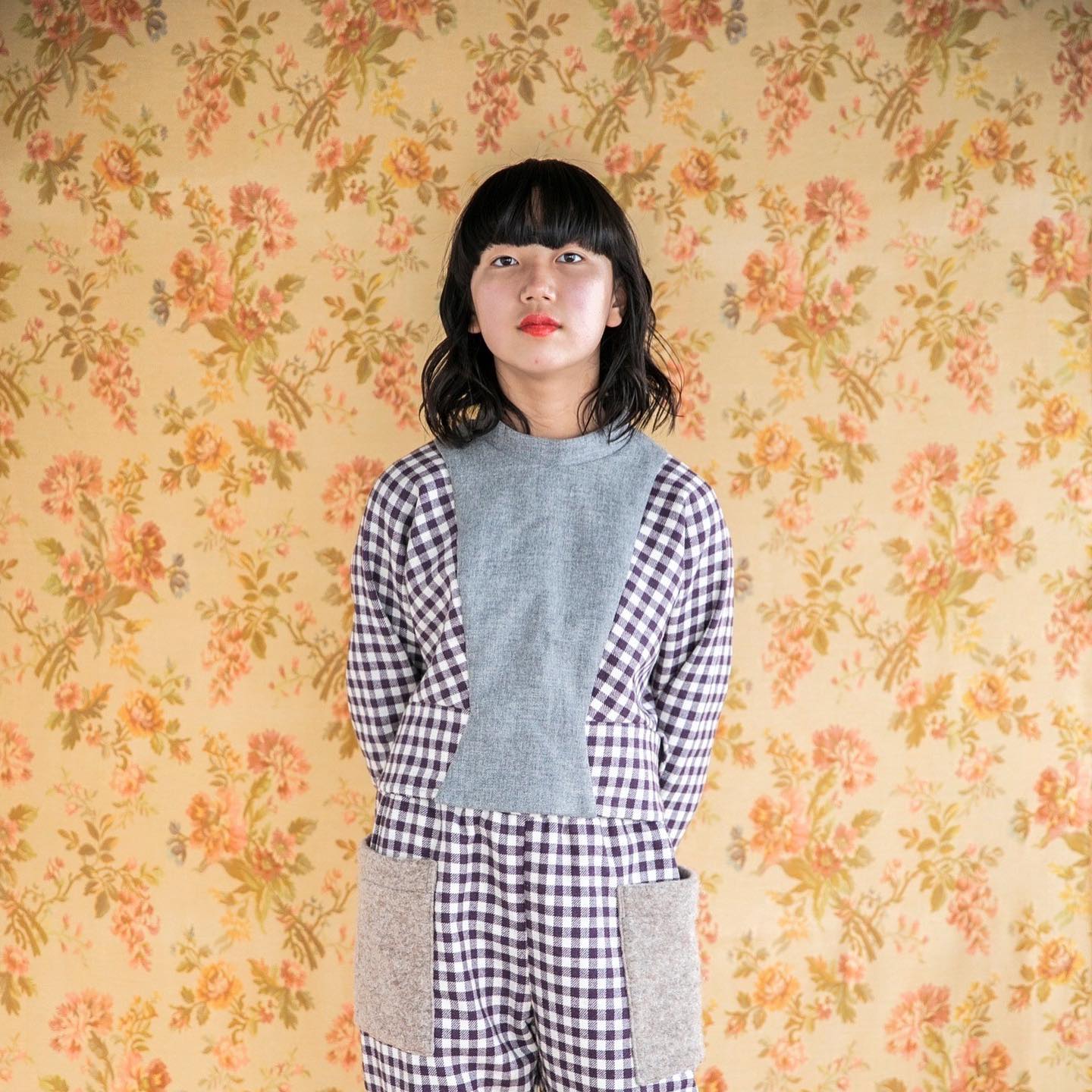 ハーフ成人式(2021年時点)のお写真を撮らせてもらいました。カメラに向かって堂々とそのままで立てるのがすごいなと思い、そのまんまの感じを撮らせていただきました。めっちゃかっこいい続きましてーーは姉妹で可愛い仲の良い姉妹のいつものまんま撮らせてもらいました姉妹っていいな️